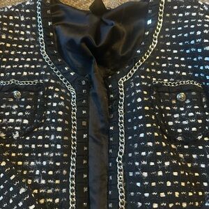White House Black Market Black and White Chain Detail Blazer